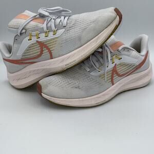 Nike Women's Size 9.5 Air Zoom Pegasus 39 (DH4072 501) Sneaker Trainer Running